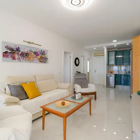 The House In Has 2 Bedrooms Mogan